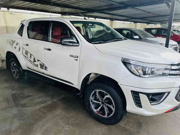 تي اردي موديل 2018 رقم اربيل جديد سنويه جديده السياره جديده ومكفول 
ماشيه 120
السعر 310 والسوك كلشي بي  السياره جديده وماماشيه هواي 
شراي يتصل ***********///***********
مكاني العماره كميت
