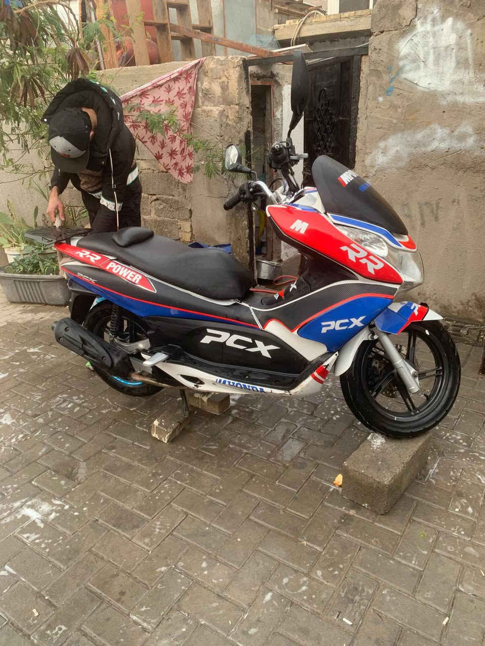 سلام عليكم بي سي إكس جيل الأول ياباني 150 دراجه كفاله خرسه سعرها مليون 400


**إذا كنت صاحب هذا الإعلان وتريد حذفه لأي سبب، رجاءا أرسل رسالة إلى الدعم الفني**