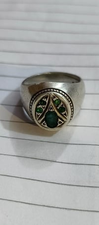 زمرد • نواعم • توصيل