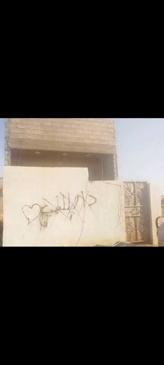خلف الصناعه الثالثه السده العثمانيه السعر ٤٠ رقمي *********** البيت ١٠٠متر المساحه
