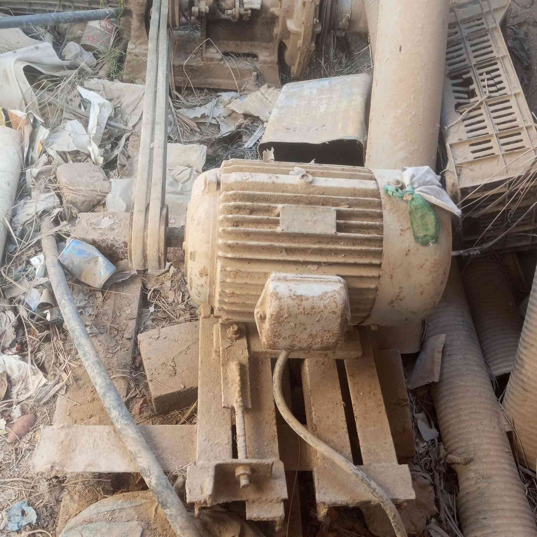 السلام عليكم
ماطور 7.2 سبعه ونص 

والمضخه 4×4
اصليات مامفتوحات 
مع صونده 8متر
مكانه النجف /المشخاب 
السعر قيم باليرضي الله وبخدمتك


**إذا كنت صاحب هذا الإعلان وتريد حذفه لأي سبب، رجاءا أرسل رسالة إلى الدعم الفني**