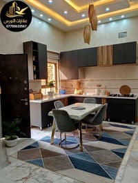 ياسين خريبط • دار للبيع • ٢٠٠م