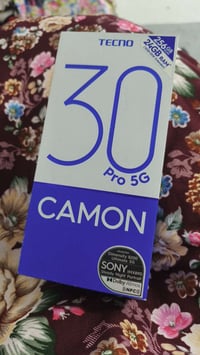 كامون ٣٠ برو فايف جي • ٢٥٦ • ١٢ رام