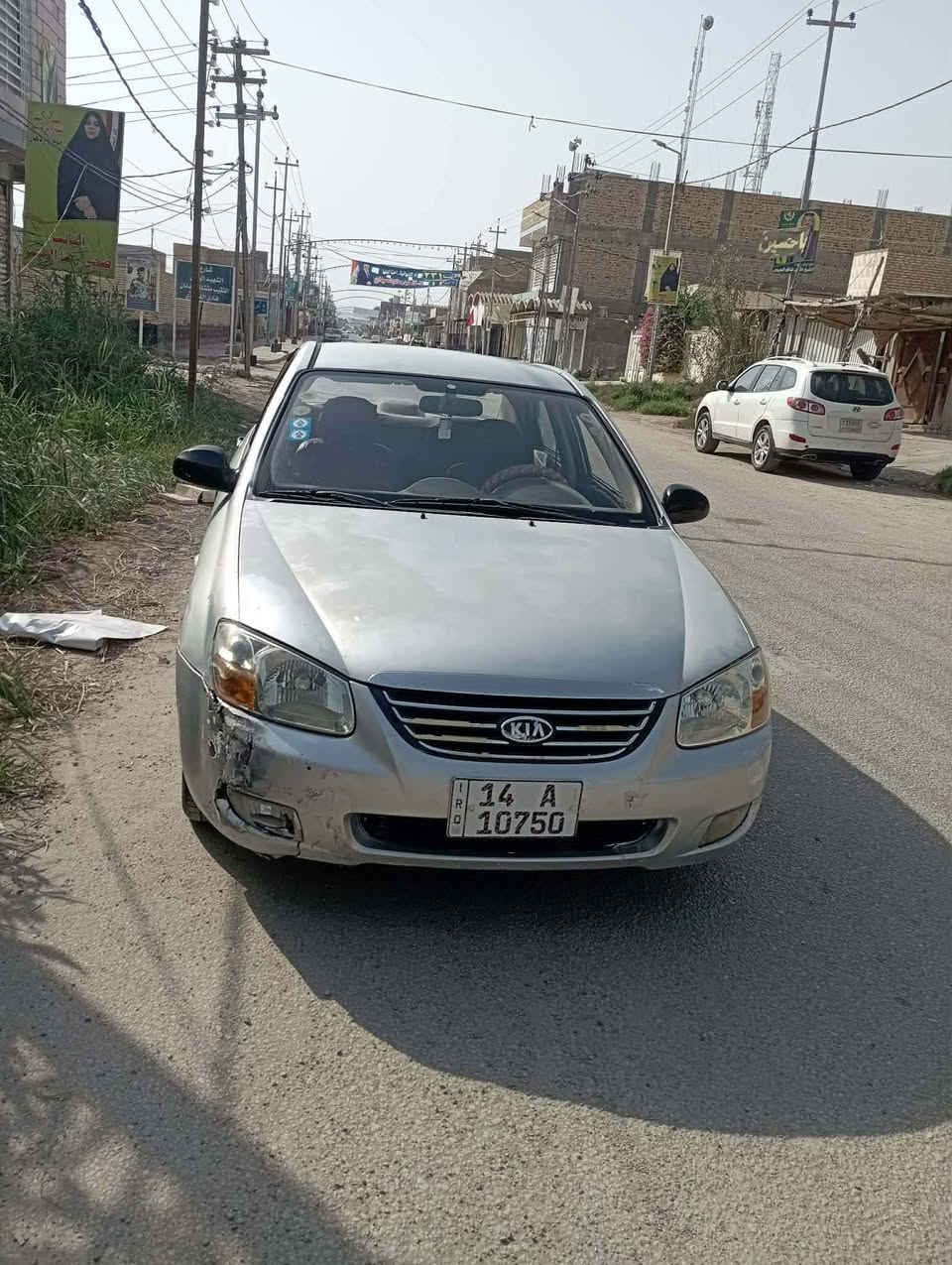 سلام عليكم سيراتو 2008بيه قطعتين صبغ تبريد حداديه تخم تاير جديد وكير مكينه بيه خيط بخار رقم بصره دولي بسمي مشرؤع وطني مكاني ديوانيه شاميه *********** سعر 75
