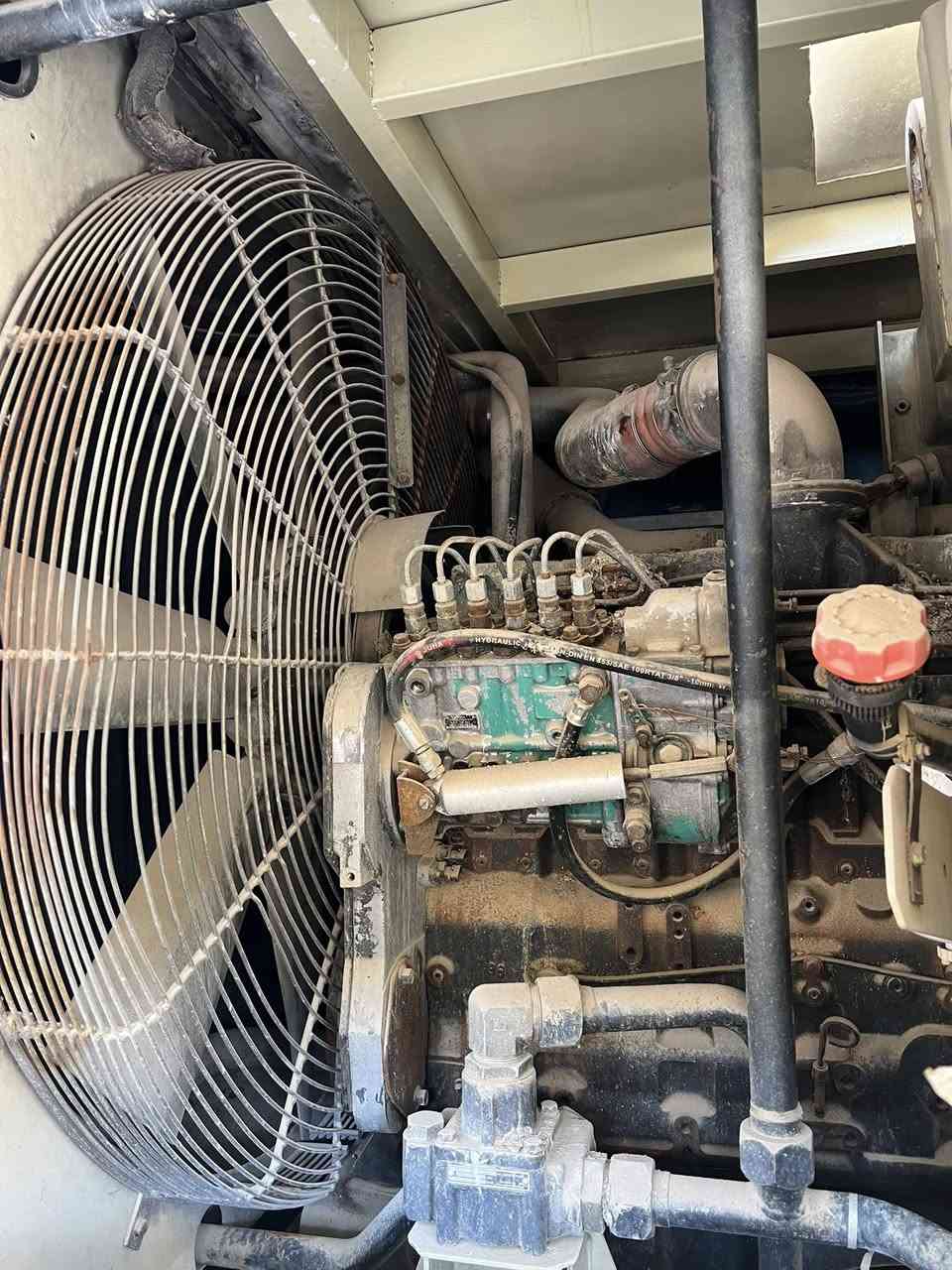 كمبريسر هواء  للبيع انكرسول رند للمشاريع الفخمه
صالحه لعمل ساند بلاس تفليش چاكوج جسور 
الحجم 900 بار 
الحاله بلادي شغاله للعمل النضافه ٩٠٪؜
تفاصيل اكثر التواصل على الرقم 
***********
