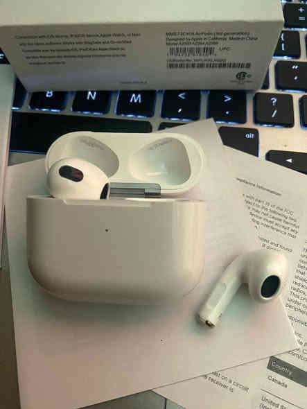 ايربود برو جيل الرابع وزن ثقيل قطعه مختمه اخت الاصليه سعر 25الف شامل التوصيل
رقم الحجز واتساب ***********

