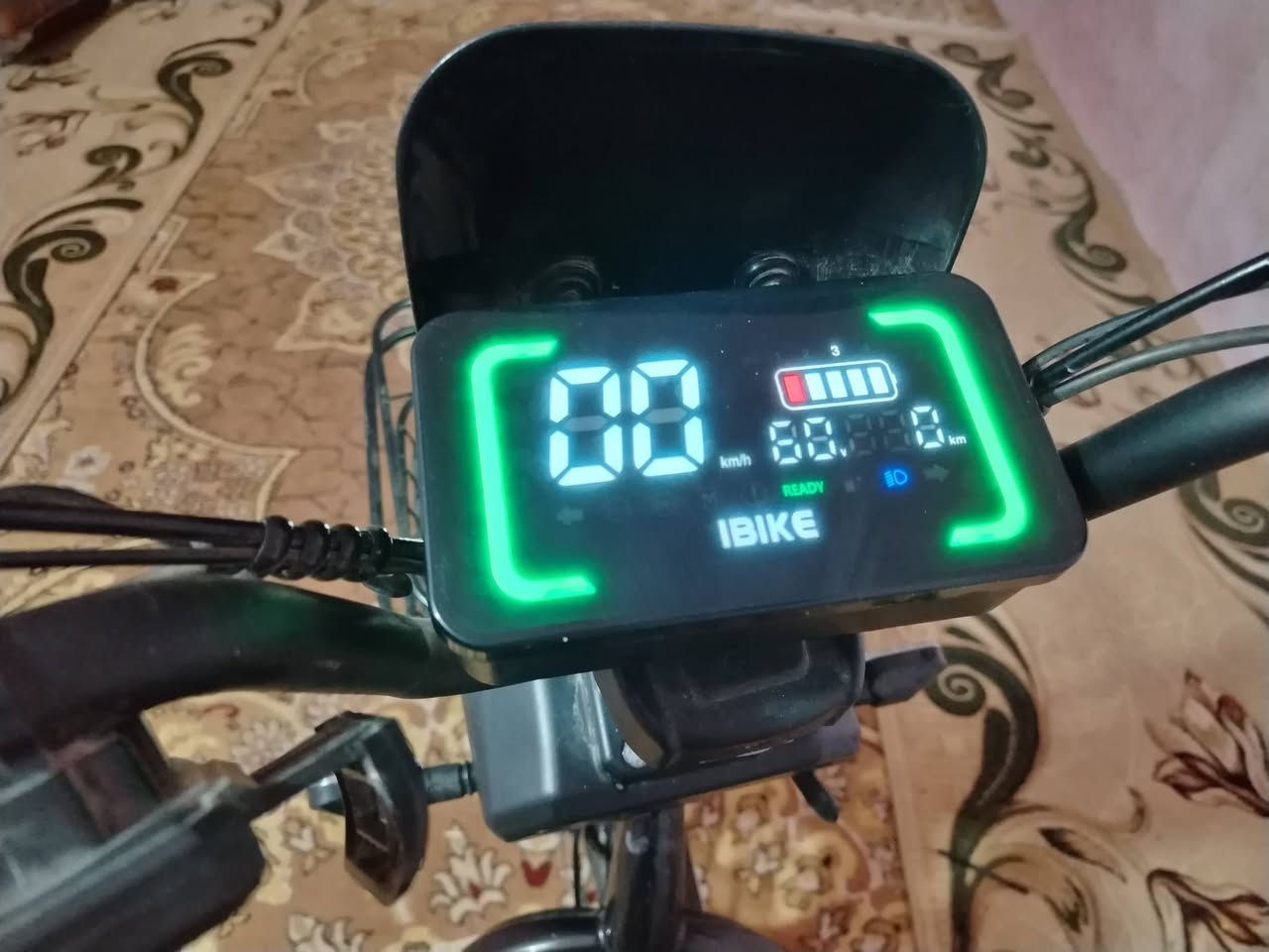 السـلام عـليگم
بـاسكل شـحن للـبيع 
نـضيف صارلي 4اشهر من اشتريته
گلشي مامبدل بي 
الشحن يگفيك يوم كامل
السـعر قيم واذا عجبني ابيعه الـگ
مراسله ؏ الواتساب..؛: ***********
