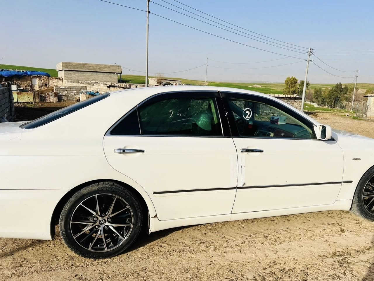 سه ره تا به ناوى خوا
قروشتني خيرا
شوين جه مجه مال 
0770 685 6891
