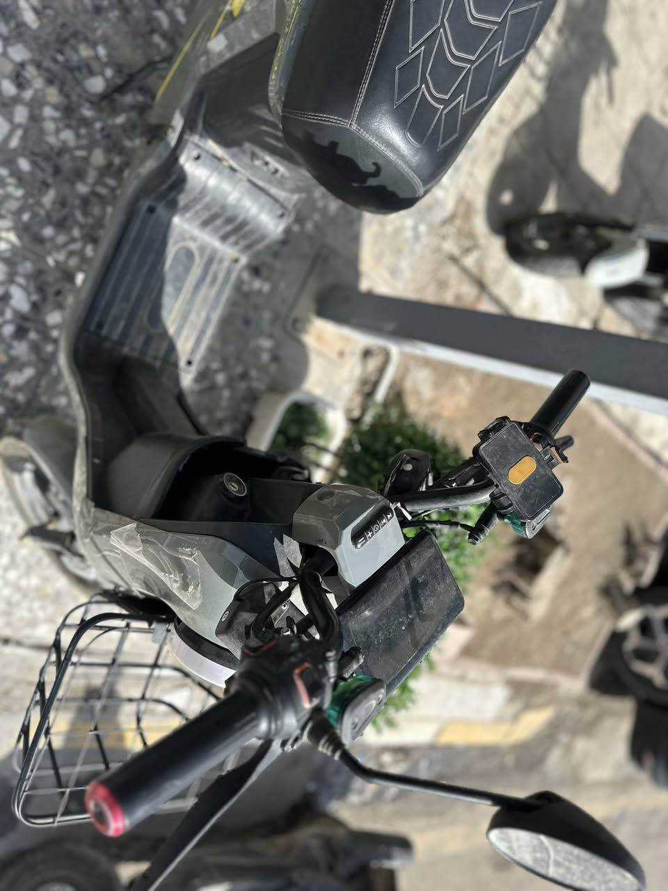 سلام عليكم
دراجه R9 الدراجه متروكه وبيه عطل بل ملف 
قليل استعمال لبيع مكاني الحريه قيم وأخذ بس كول يالله 
مكاني الحريه ***********
