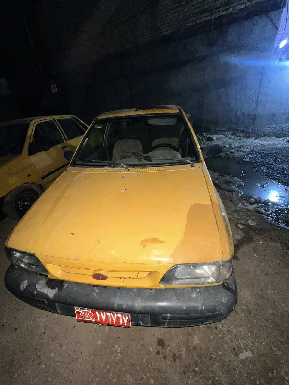 سلام عليكم سايبه ١٣نضيفه بيها تبخير فقط بدون راعي 12وبيها مجال ***********
