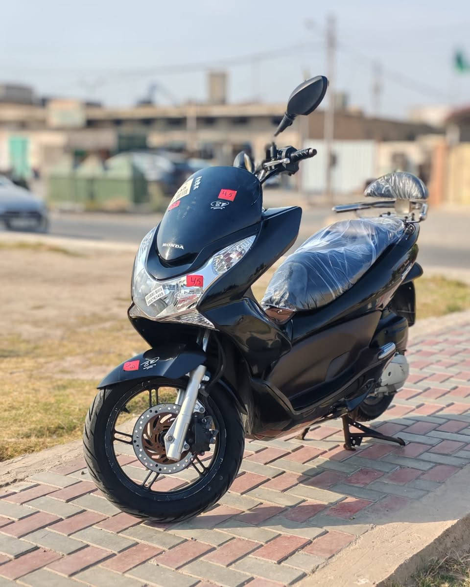 سلام عليكم....
دراجة (PSX)...(جيل الاول)  
🛵للبيع  
دراجة شلعه معدل كهربائيات كلهه شغاله 
دراجة جديده  بلادية
أي نقص مابيهة
جيب فيتر وتعال افحص
العنوان بغداد مدينه الصدر قرب مطعم ليمونة🍋 الاستفسار الاتصال على الرقم 📞 ***********
