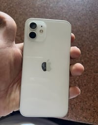 ايفون 12 64 • بطارية 77 • ملحقات كامل