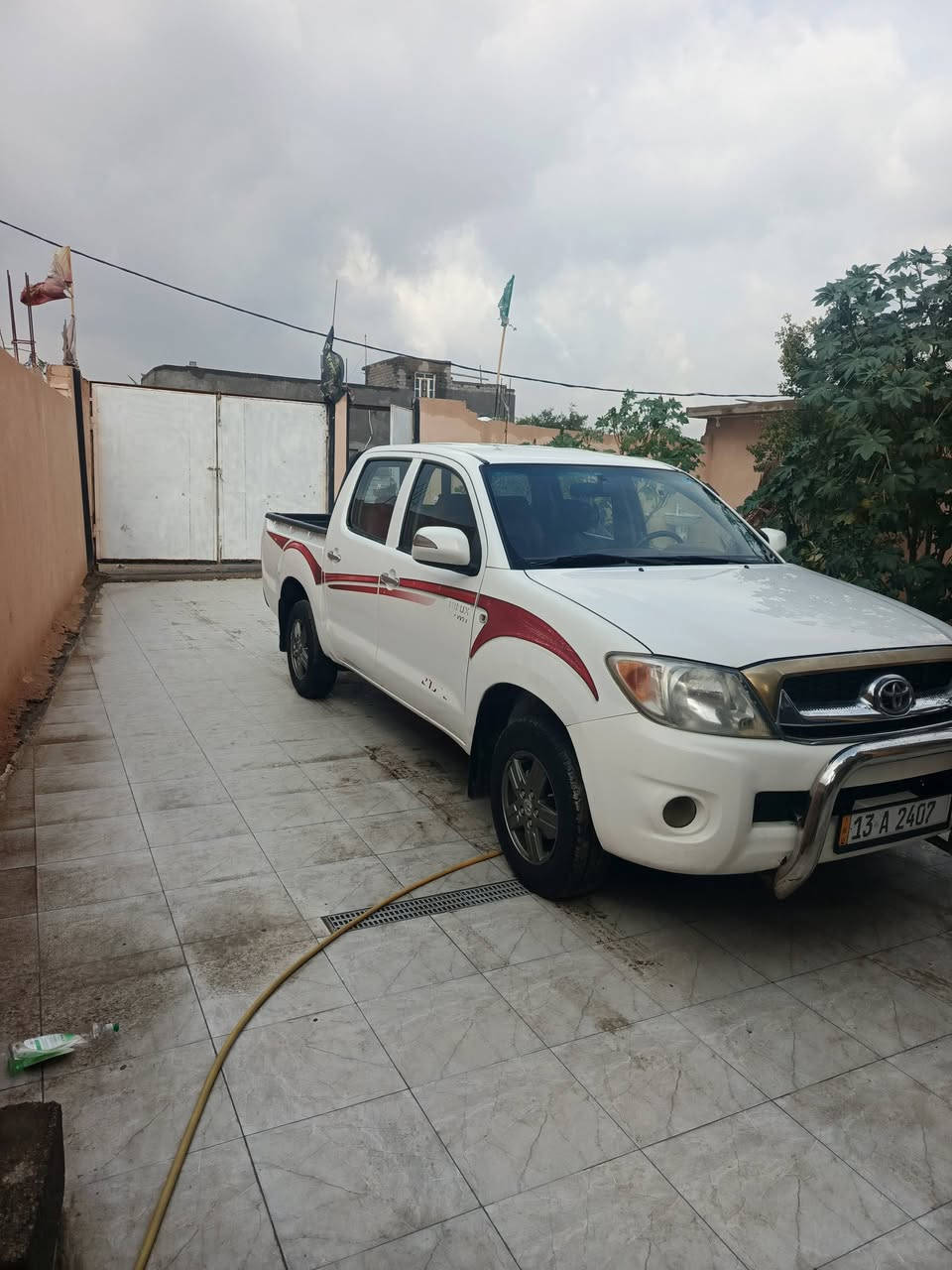 فلانزه مديل ٢٠٠٦ سعودي أصل خطه بلاد رقم ميسان الإنكليزي لل٣٠ باسمه كفاله عامه و السونار مرفق تخم تاير حداده كشرته كلش حلوه العنوان البصرة الهوير *********** السعر ١٣٣
