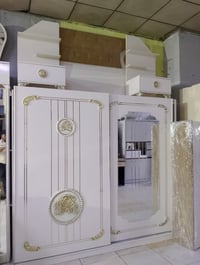 غرفه نوم • ٤ قطع • نقل مجانا