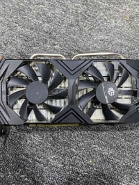 rx580 نضيف جدا عيبه بـسہ المروحه مكسوره  تاخذه عل فحص إჂ̤ مشكله بي عله...