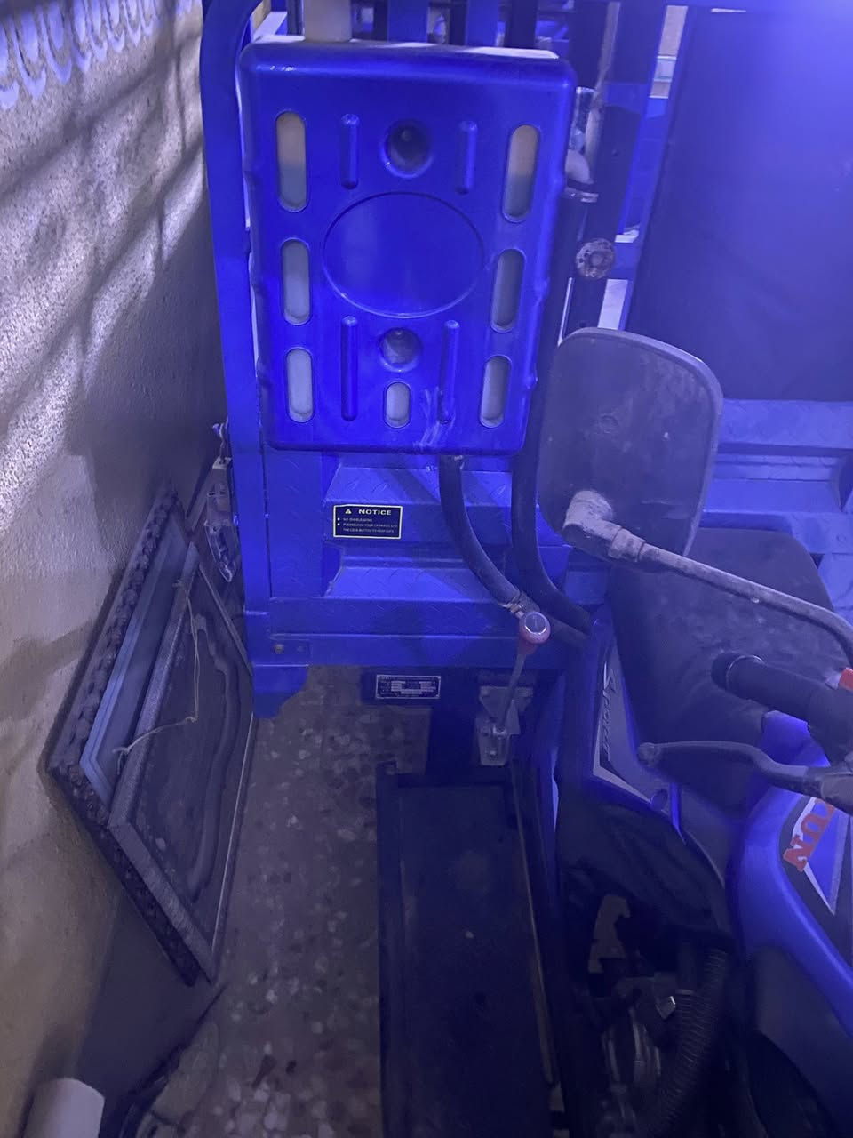 ‏سلام عليكم ستوت Bax للبيع رقمه سعر 4,000,000 ونص وكاني سيديا***********
