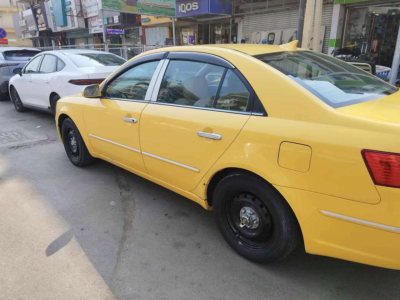 السلام عليكم سوناتا 2010 وارد امريكي حادثه فقط شبر بالبنيد وبدل والباقي كله ليبل واحد سياره جاهزه ربع متصرف عليه كير ومحرك وتبريد كفاله وصدر امامي خلفي جديد تخم تاير جواه السعر 117 وبيه مجال قليل رقم ***********
