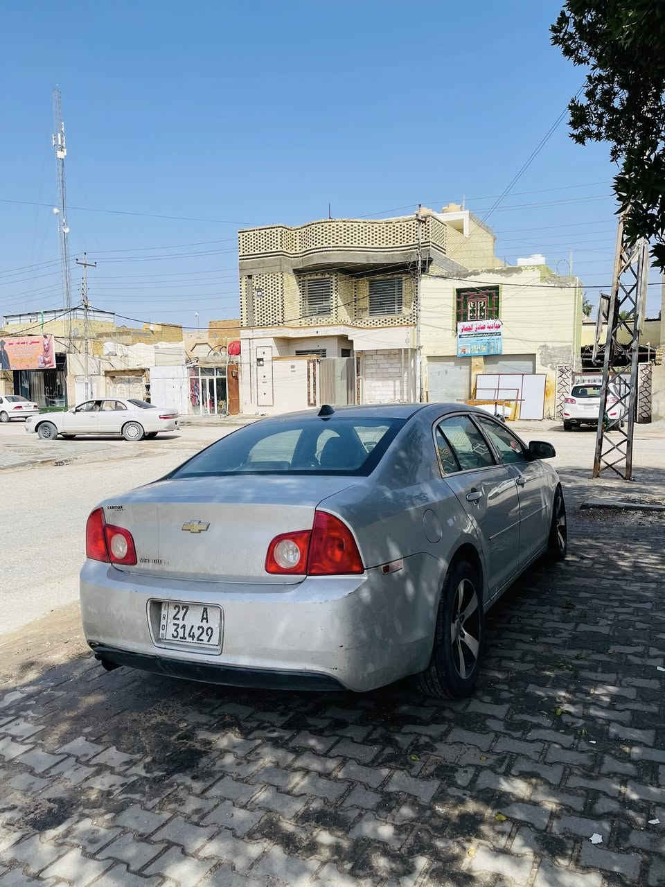 للبيع

سلام عليكم 

ماليبو موديل 2012 

محرك 2.4

 فول مواصفات للأخير 

فتحة سقف طكتين

تدفئة كشنات 

نقطة كهرباء داخلية 

مراية وسطية تعتيم 

السيارة كلها دبل جام 

داخل بيجي ورصاصي وبقية المواصفات المعروفة 

حادثها جاملغ وبنيد وبيها صبغ الجاملغ الثاني و باب السائق 

السيارة رقم دولي 

‭0771 820 6087‬ رقمي اتصال او واتساب متوفر للاستفسار 

السيارة بيها مشكلة بالمحرك ابييعلك كايم
اي نقص ثاني مابيها

السعر 55 ورقة وبيها مجال
