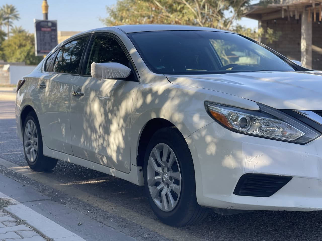 التيما 2017 وارد امريكي رقم سليمانيه ضرر قبق الجنطه ونصف الجاملغ الخلفي السياره جاهزه من كلشي كير محرك تبريد تدفئه كلها جاهزه تخم تاير مواصفات شاشه بصمه كامره السعر 123 بيها مجال مكانها صلاح الدين الضلوعيه للاستفسار ‭0774 294 4004‬
