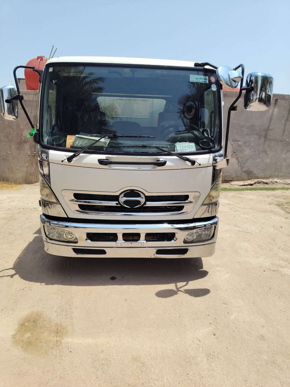 سياره هينوه شيطان فول عادي 6 سلندر سياره ما مشتغله سياره دخول جديد  بل عراق بعده ما مسجله  للتواصل ***********
