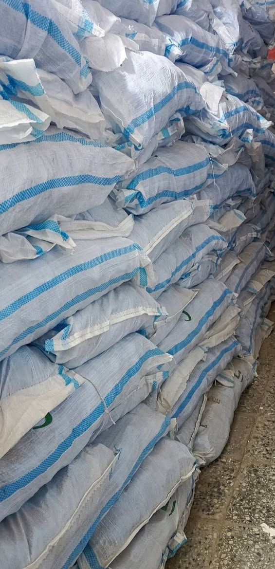💧 مركز النهرين لخدمات محطات المياه (R.O) 💧

نحن في مركز النهرين نؤمن بأن المياه النقية هي أساس الحياة الصحية لذلك سخرنا خبراتنا لنقدم لكم أفضل الحلول المتكاملة لخدمات ومعالجة المياه بأعلى المعايير التقنية.

🛠️ ماذا نقدم؟

تجارة الأدوات الاحتياطية: نوفر كافة قطع الغيار الأصلية لمحطات الـ R.O لضمان كفاءة عملها واستمراريتها.
نصب وصيانة المحطات: فريقنا المختص جاهز لتجهيز ونصب وصيانة محطات المياه المنزلية والصناعية بدقة واحترافية.

حلول الفلترة المتكاملة: تتوفر لدينا تشكيلة واسعة من الفلاتر، القوارير، والأغطية ذات الجودة العالية.

✨ لماذا تختار مركز النهرين؟
الجودة: ننتقي أدواتنا من أجود المناشئ العالمية.

الخبرة: خبرة طويلة في التعامل مع مختلف أنواع المحطات (R.O. Water Station Spares & Services).

خدمة ما بعد البيع: صيانة دورية تضمن لك مياه نقية ومستدامة.

📞 للتواصل والاستفسار:

يمكنكم الاتصال بنا مباشرة على 
الأرقام التالية:
***********
***********

📍 العنوان: الزعفرانية - الوليد - قرب جسر المشاة.

مركز النهرين.. رويّناكم نقاءً وخدمة.

