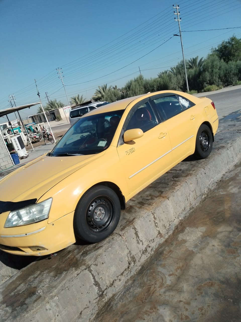 اسلام عليكم للبيع سياره سوناتا 20009 مكينه 2400 ابسمي رقم واسط جاهزه مسجله خط  حله كوت سعر 80$ بيها مجال ***********
