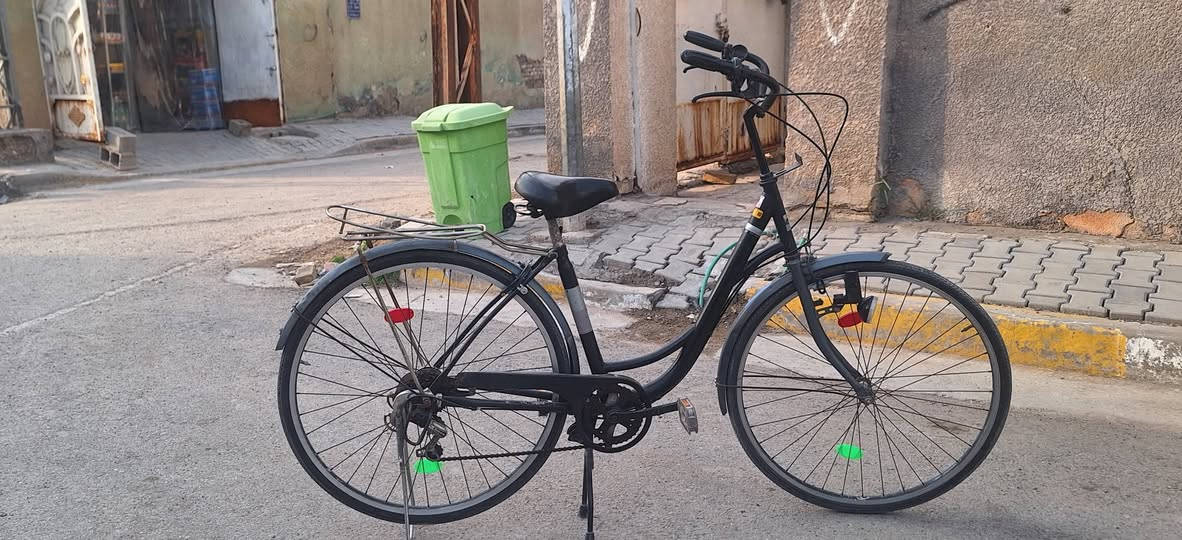 بايسكلات للبيع نضيفات جدا ماناقصهن اي شي الاسود ينقفل ومفاتيح وياه


**إذا كنت صاحب هذا الإعلان وتريد حذفه لأي سبب، رجاءا أرسل رسالة إلى الدعم الفني**