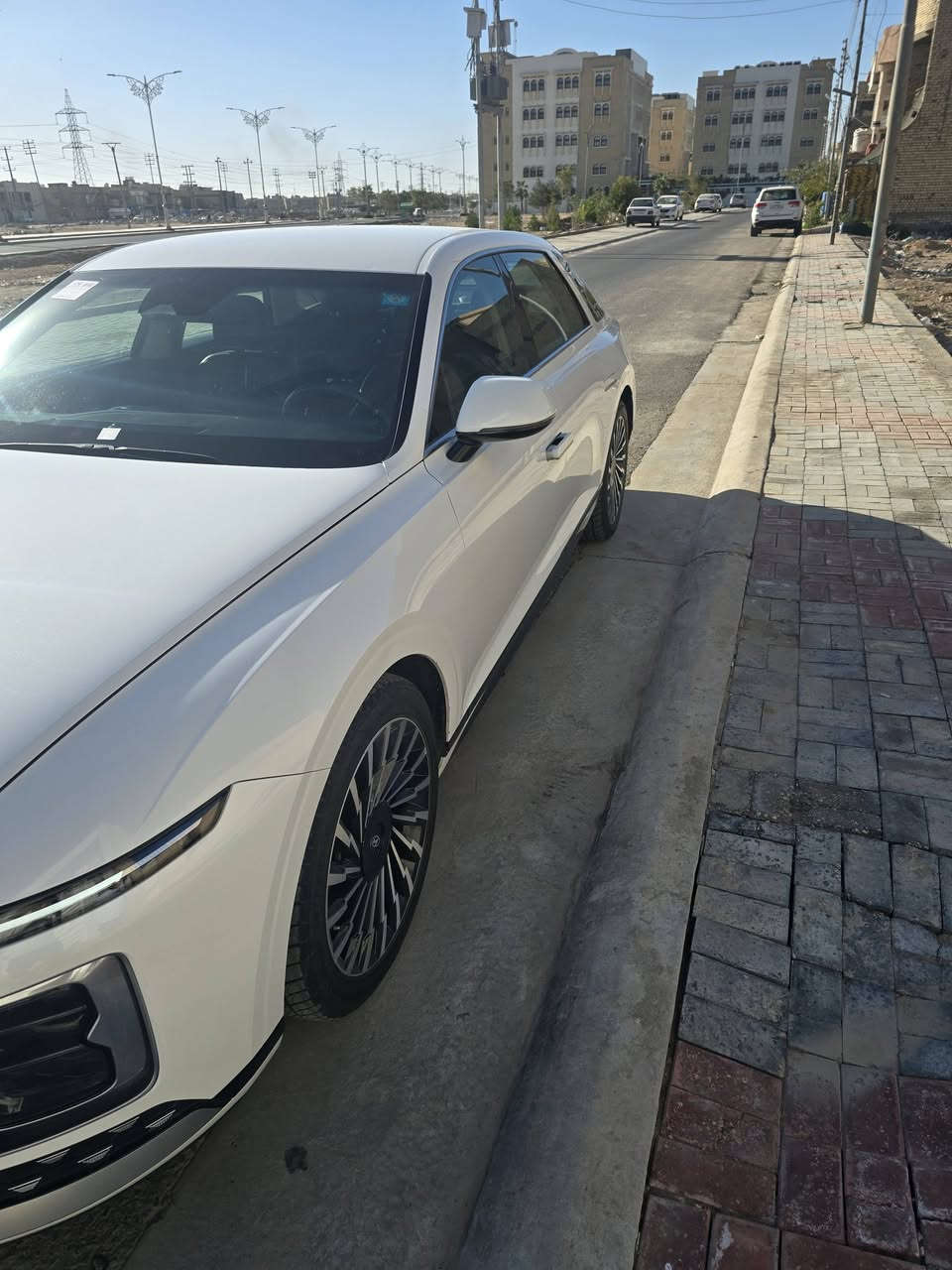 السلام عليكم ازيرا كراندر الشكل الجديد موديل 2023 وراد كوري غاز  6 سلندر كير ٨ نمر مكفوله كفاله عامه  المواصفات كشن مساج فول واحد ع واحدجنطة كهرباء الكشنات جلد كهرباء فول تحكم كهرباء ستيرن كهرباء ستيرن حار بارد الكشنات حار بارد  كاميرات حساسات امامية خلفية رادارت امامية وخلفي تشغيل عن بعد  وبعد هواي مواصفات للاستفسار الاتصال *********** واتساب مكان السيارة كربلاء السعر 260$
