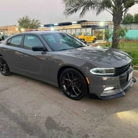 للبيع دودج جارجر 2023 وارد أمريكي  ماشيه 73 كيلو  حادث مرفق مع السونار...