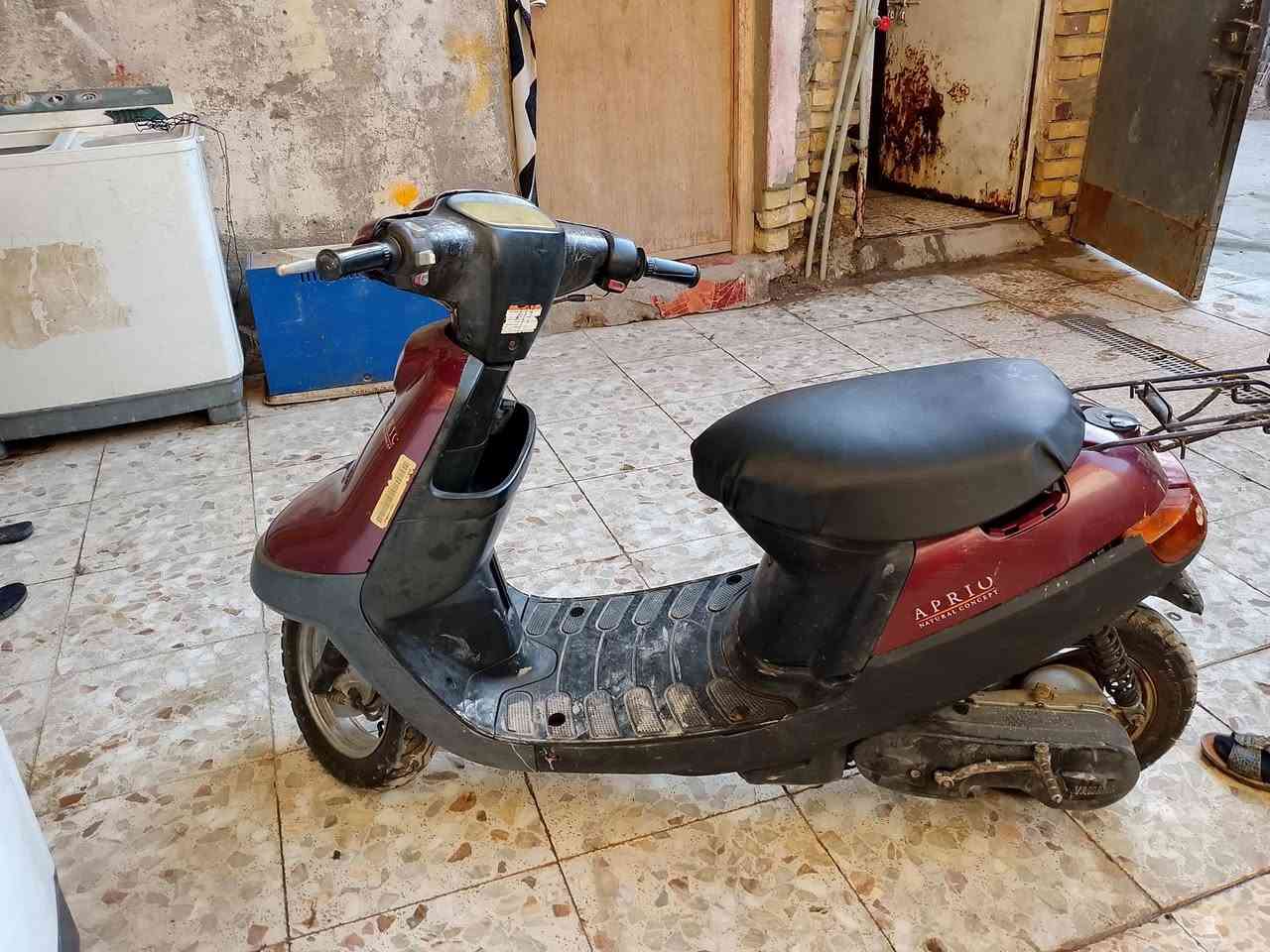 سلام عليكم شباب درجة البيع بطه 
درجة محرك مامفتوحه درجة خيرمن الله سعره 150بيه    
 مجال اتصل رقم ***********
