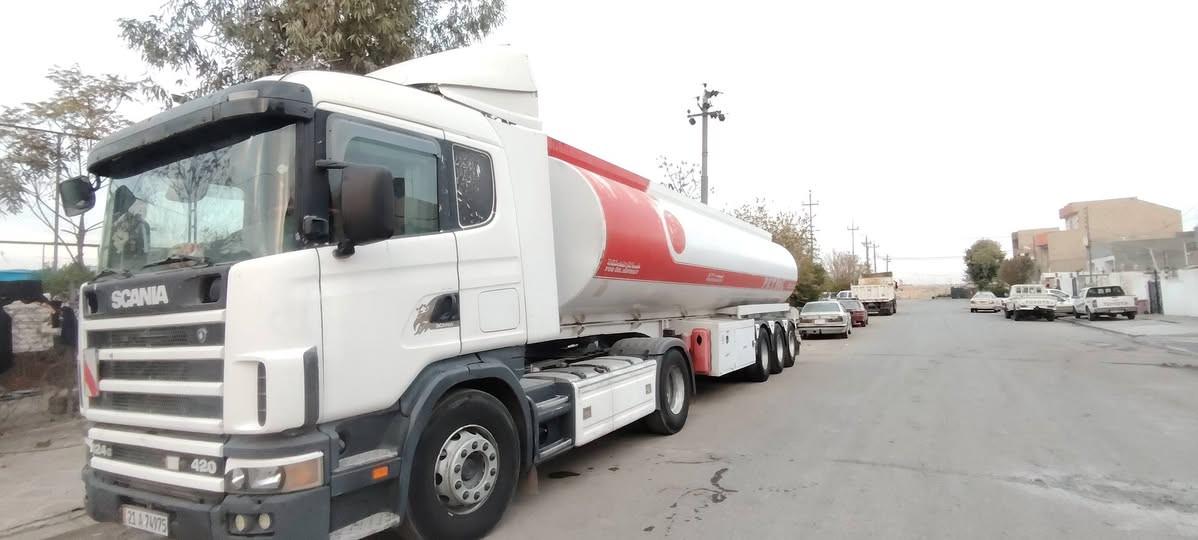 سلام علیکم سیارە البیع سکانیا   کفالا عامە گێر اکسل مکینە شەرت حجم 420اجکسن  مۆدیل2004مواصافات تەبریت رتایدر هاف سوبە لایت زینون سپایدەر گێر3_3عادی          تخم تایە عەرابانە و راس جدید تحویل فەوری سەنەوی2027 سعر 250 ماجال شویەە
رەقم موبایل ***********
