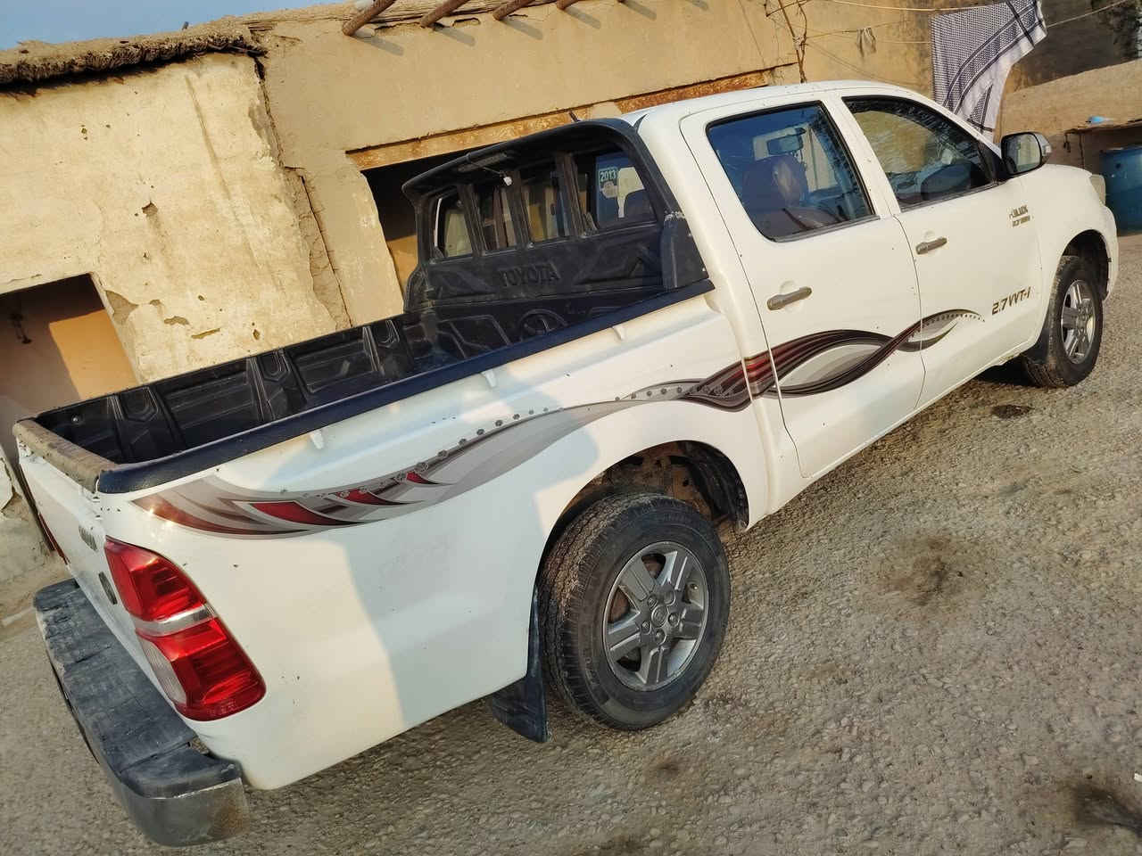 بيكم هايلوكس 2013 سياره بها صبغ بابين سنويه تنتهي 2026 شهر 11 سياره باسمي مكان السياره ميسان المجر الكبير ناحية الخير السعر 155
رقم
التليفون ***********
