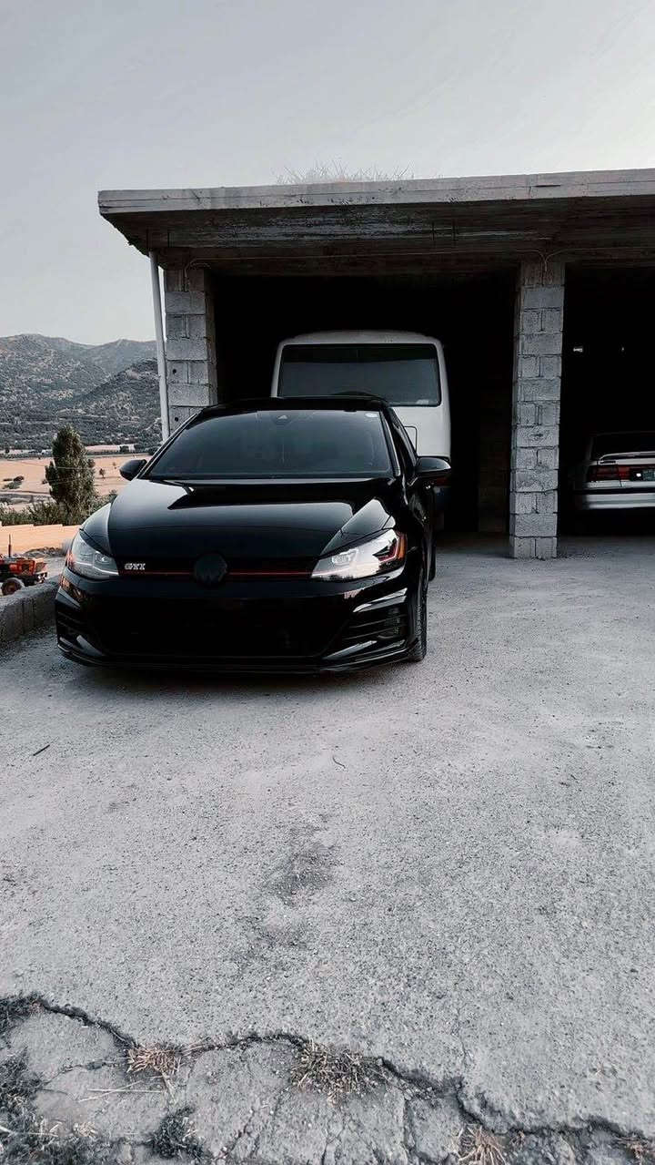 vw golf GTI 2021 mwasafata autobahn candi 🇨🇦 fuul full  sayarak 2 parcha boyax peshw psht kaps babe irbag sayaraka 67 hazar roshtwa gerw makina bashtr daskare krawa torbo R colar charch payp shota radetar CTS pston R oil kackan cts fltar ron cts  Agzoz marka sestame agr dabo gawara aflanja kun kun marka  lyate peshw dwa 7.5 belade daynamic masrwfeke xayale krawa sayaraka mwasafate fulla fulla auto park 5 mode le xwren kushn jld kushn hardwk la karabaye kushnakane hetar shasha gawra sama3a marka empefayr late led mwta7arak sayaraka mashalla nwe nwe mawata babe hech masrofek bozanyare zyatr paewane dbka (***********) أربيل, العراق

