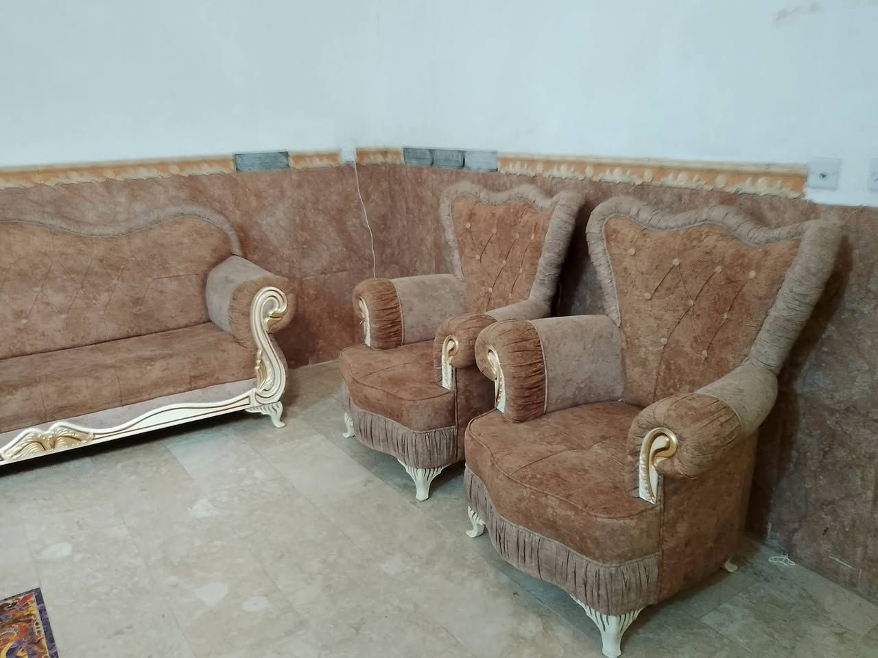 تخم قنفات تزكام نظيف 
عشره مقعد خمس قطع


**إذا كنت صاحب هذا الإعلان وتريد حذفه لأي سبب، رجاءا أرسل رسالة إلى الدعم الفني**