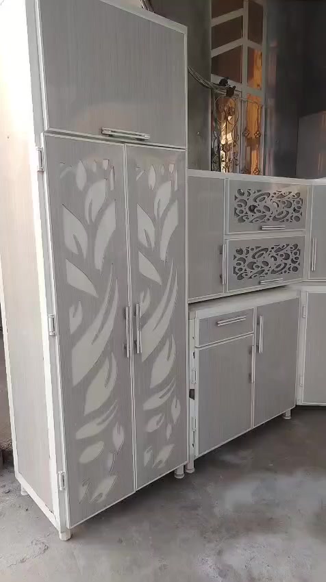 كاونتر الامنيوم  مستخدم كلش نضيف اخو الجديدقياس  6 متر.  
السعر 650 وبي مجال بسيط
العنوان بعقوبه تقاطع القدس للاستفسار علخاص


**إذا كنت صاحب هذا الإعلان وتريد حذفه لأي سبب، رجاءا أرسل رسالة إلى الدعم الفني**