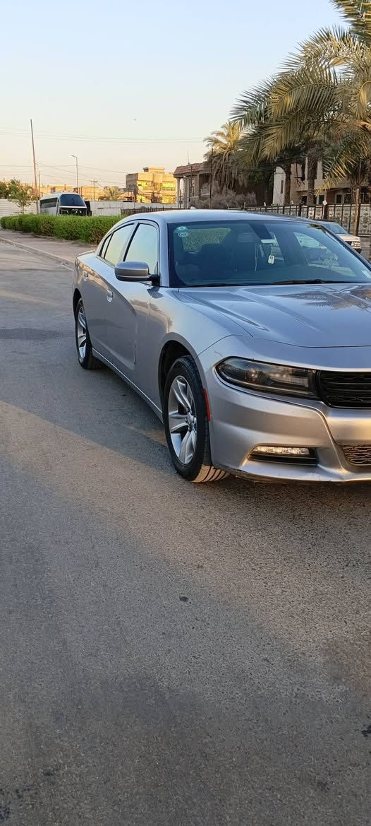 بسم الله الرحمن الرحيم
مرخصة الادمن 
سياره تشارجر 
موديل 2018
مواصفات SXT المعروفه 
مكينه 6 سلندر 3600
شاشه جبيره 
مثبت سرعه
تبريد منفصل 
وقطعتين تبريد 
ويل مكسيكي 18
تخم تاير جديد 
كرسي السايق كهرباء 
كشنات تدفئه 
بلوجكتر LED
 منضومه زنون اصليه 
السياره مال بيت ممشتغله خط 
ماشيه 78ميل
وارد امريكي حادث السياره باب الصدر ومبدل وكاله باقي السياره مكفوله 
رقم بغداد باسمي 
ومكان السياره بغداد
السعر 215$ 
رقم الهاتف ***********

