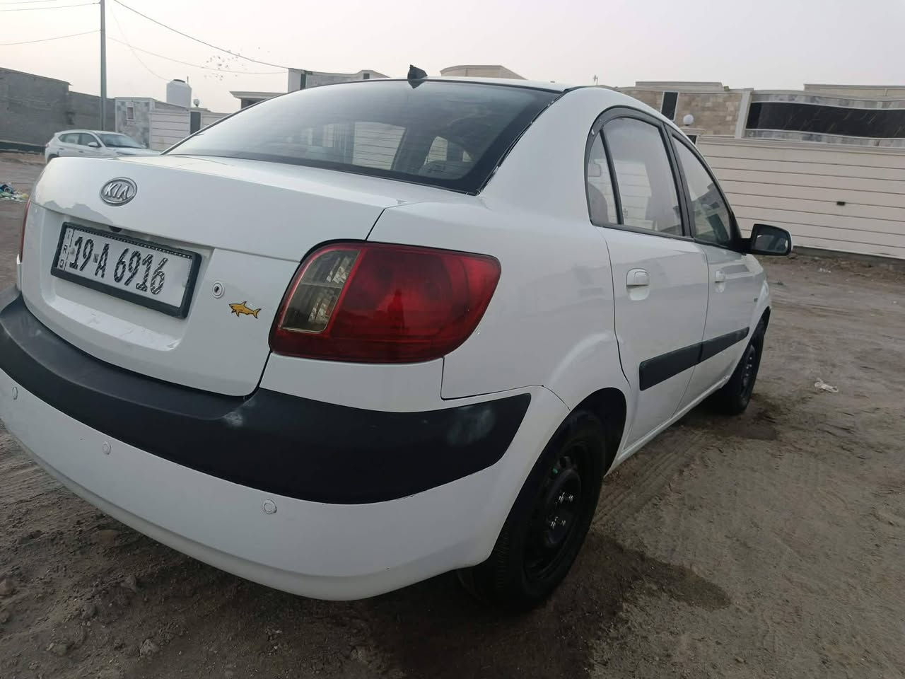 السلام عليكم كيا ريو موديل 2007 رقم كربلاء نكليزي مشروع وطني بي مرور تداور سنويه جديده هزه جديده مكينه وكير وتبريد وحداديه وتخم تاير وكهربايات وشواصي ولغود مكفولات السياره جاهزه من كلشي السعر 70 وبيهه مجال حك الجيه السياره بيهه مكانات صبغ ابيع حزام الهاتف *********** مكاني كربلاء ما متواجد ع النت
