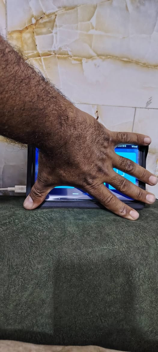 شاشة تتخلة عالدشبول جديد غير مستخدم كار بلي اندرويد اوتو مع كامرة خلفية


**إذا كنت صاحب هذا الإعلان وتريد حذفه لأي سبب، رجاءا أرسل رسالة إلى الدعم الفني**