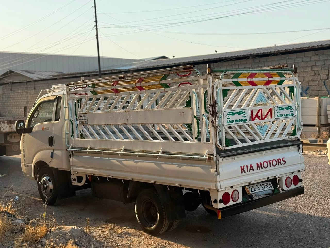 کیا 4000 بۆ فرۆشتن
مۆدیل 2016 

سەنەوی نوێیە 

سبوخی نیە یەک ساردی گچکەی هەیە 

سعر 153 وەرەقە 

شوێن هەولێر 

***********
