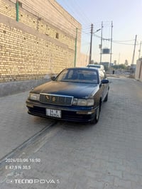 كراون بطه متصل مديل سيارة 91 محرك 2500  سيارة مكفوله من الكص و النقل و...