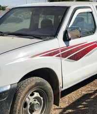 نيسان بيكاب • ٢٠٠٣ • مصدوم