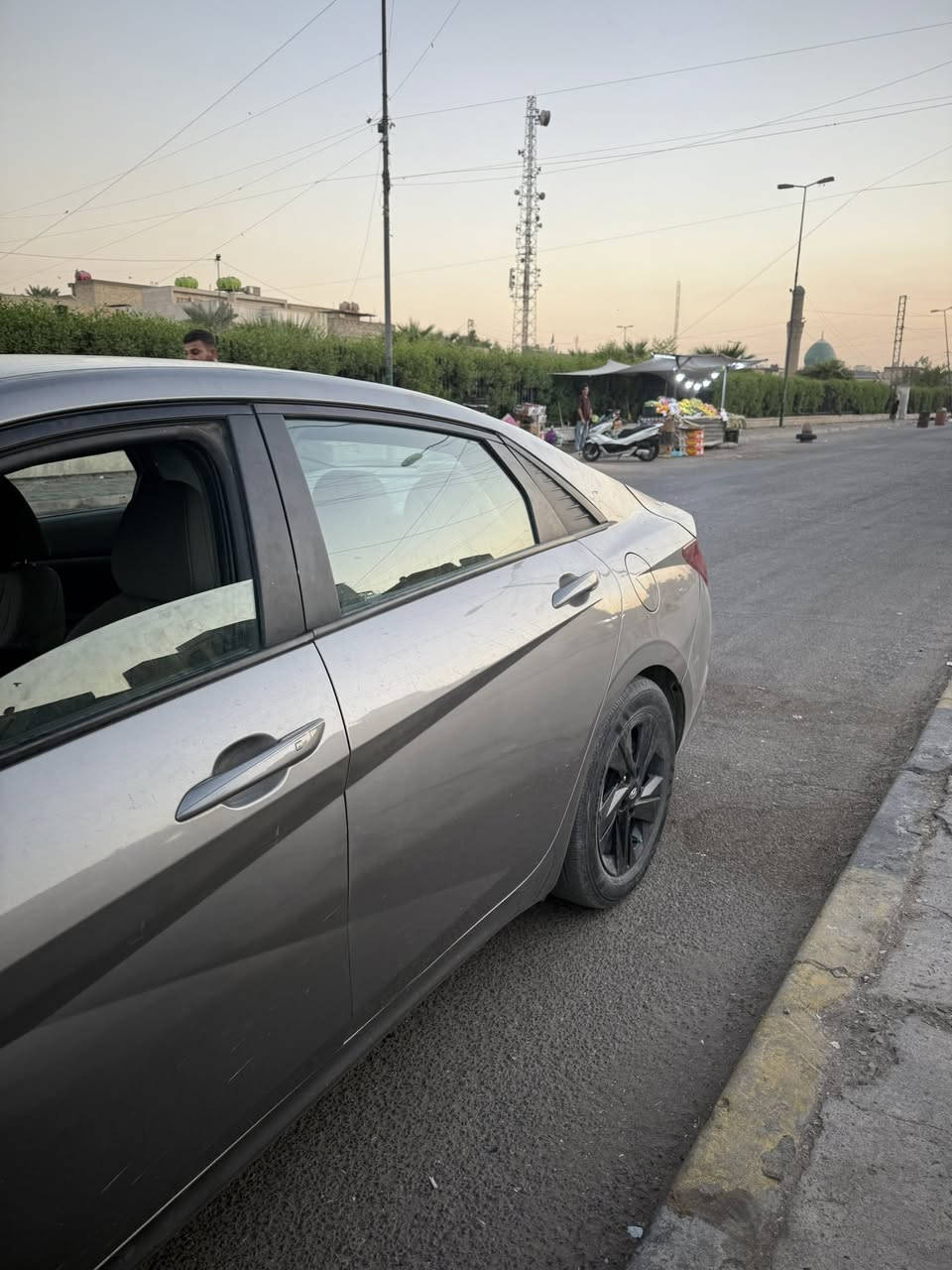 النترا 23 ماشيه 32 الف بسمي حره تحويل مباشر صور الحادث ويه الصور وصار بيه طخطخات بغداد عله حطتهن معمره هم صورهن ويه الصور السعر 105 مكان السياره البلديات ***********
