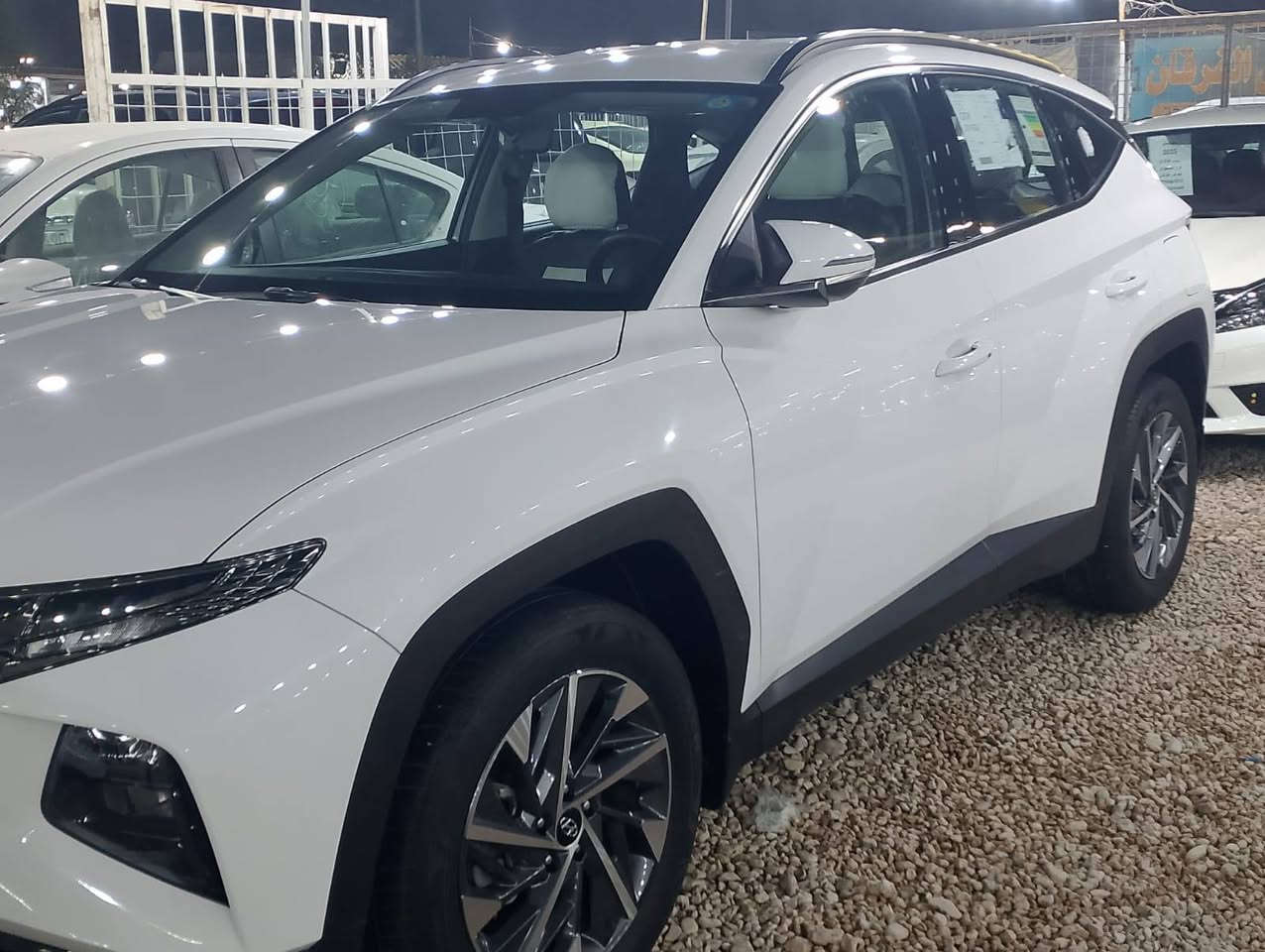 السلام عليكم توسان ٢٠٢٣ خليجي كفاله عامه رقم بغداد بأسمي ماشيه ١٨ الف حقيقي سياره كلش جديده وعلى ايدي زيرو على وضع الشركه فول ١/١ قماره حديد السعر ٢٢٠ وبيها مجال للشراي للإستفسار ***********/*********** مكان السياره كربلاء حي الاسره قرب جامع محمد الجواد عليه السلام
