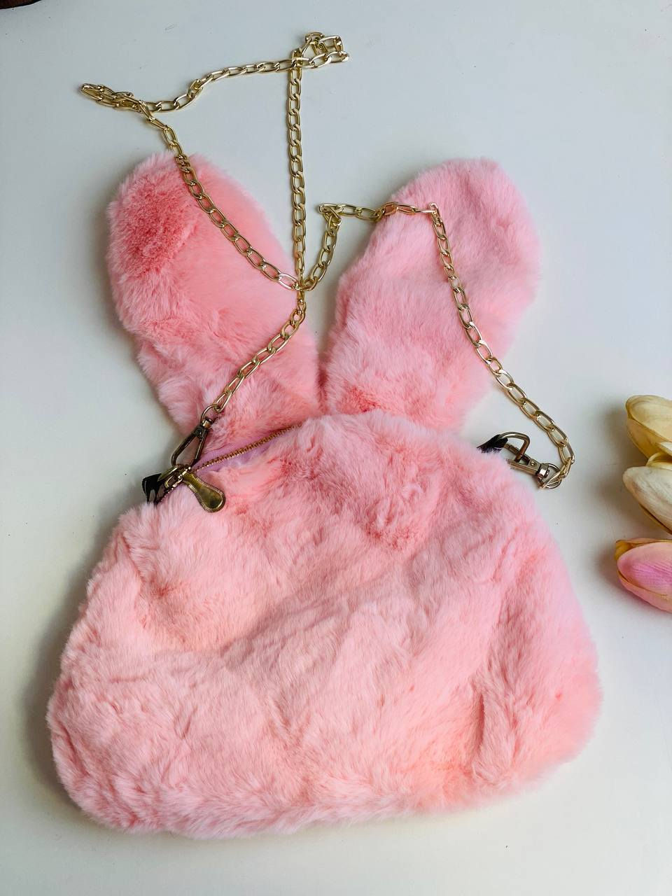 👛ترند الموسم👛

جبنالكم أحلى موديل حقيبة شبابية أرنب فرو فدشي🐰ترند الموسم 🐰 حقيبة لكل انثى انيقة👑 اليك أجمل حقيبة فرو تتناسب مع كل الاذواق👌 ✨حقيبة الارنب 🐰الأناقة بلمسة فريدة!  

دزاين جديد لموسم 2026⛄️
تركي درجة اولى 🇹🇷💯
كوالتي عالي جدا 👍♥️

🎁متوفرة ب 5 الوان 🎁

السعر 10الف

🚘يوجد خدمة توصيل لجميع محافظات العراق ٤ الاف🚘


**إذا كنت صاحب هذا الإعلان وتريد حذفه لأي سبب، رجاءا أرسل رسالة إلى الدعم الفني**