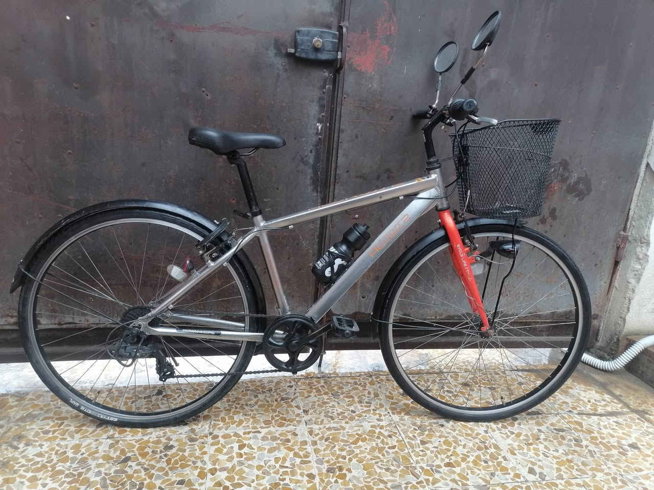 بايسكل رياضي أوروبي (ستيل) – ماركة Sakura 🇪🇺
جاهز للاستخدام ونظيف جدًا استخدام قليل

حجم 28

7 گير

داينمو ⚡

قفل 🔒

🎁 الهدايا:

1️⃣ مرايات 🪞

2️⃣ سلة 🧺

3️⃣ بطل مي 💧

4️⃣ جنطة عدة صغيرة 🧰

5️⃣ چوب احتياط 🛞

  السعر 125.000 وبي مجال بسيط

📍 الموصل الجانب الايسر

📞 واتساب واتصال ***********
