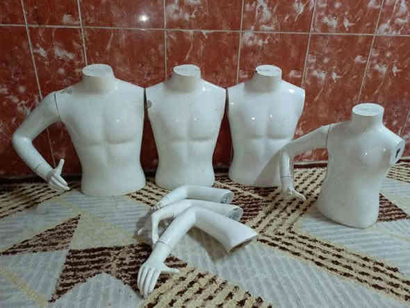 السلام عليكم ملكانات للبيع مستعملات اكو كاملات واكو بيهن نقص 
ابيعهن شلع با 30 الف مكاني البصرة خمسه ميل 
رقم الهاتف ***********
