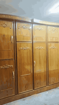 السلام عليكم يوجد غرفه مسرح ست قطع للبيع خشب صاج عراقي جديده السعر 950وبي مجال للاستفسار على هاذ الرقم *********** يوجدوتساب
