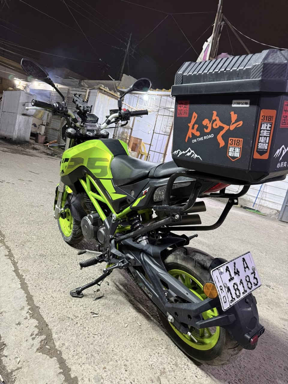 دراجه نوع بنلي مرقمه بصره وبأسمي تحويل شوكت ماتريد
استخدام شخصي موديل ٢٠٢١

دراجه بحاله الوكاله الدهن والفلتر والادامه بشركه عجله الخليج مواصفاتها معروفه من راديتر تبريد دهن ونوزل السعر من الاخير مليونين وثمانمائه٢٨٠٠٠٠٠ قفل و كلشي اكو بالسوك بس الدراجه بحاله الوكاله برغي مامفتوح بيهامكاني بغداد منطقه شهداء البياع

***********
