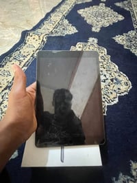 ايباد ٩ • جديد • مع كارتونه