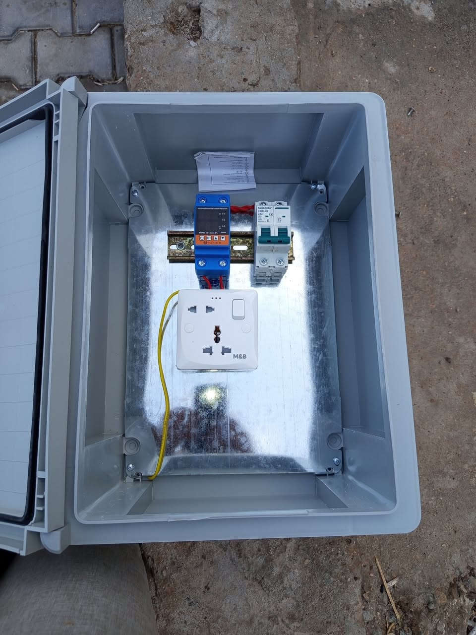 السلام عليكم بورد شحن وحماية وايرث لسيارات bydوتنصيب التطبيقات وكيبورد عربي *********** واتساب
